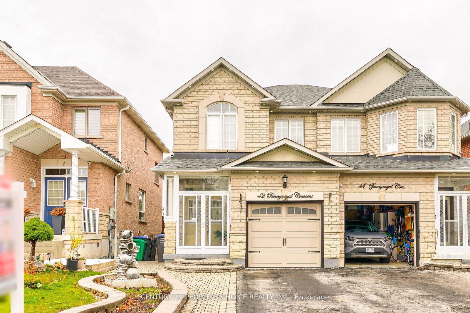 Semi-Detached House for sale at 42 Pennyroyal Crescent, Brampton, Bramalea North Industrial, L6S 6J7 - MLS: W11991512