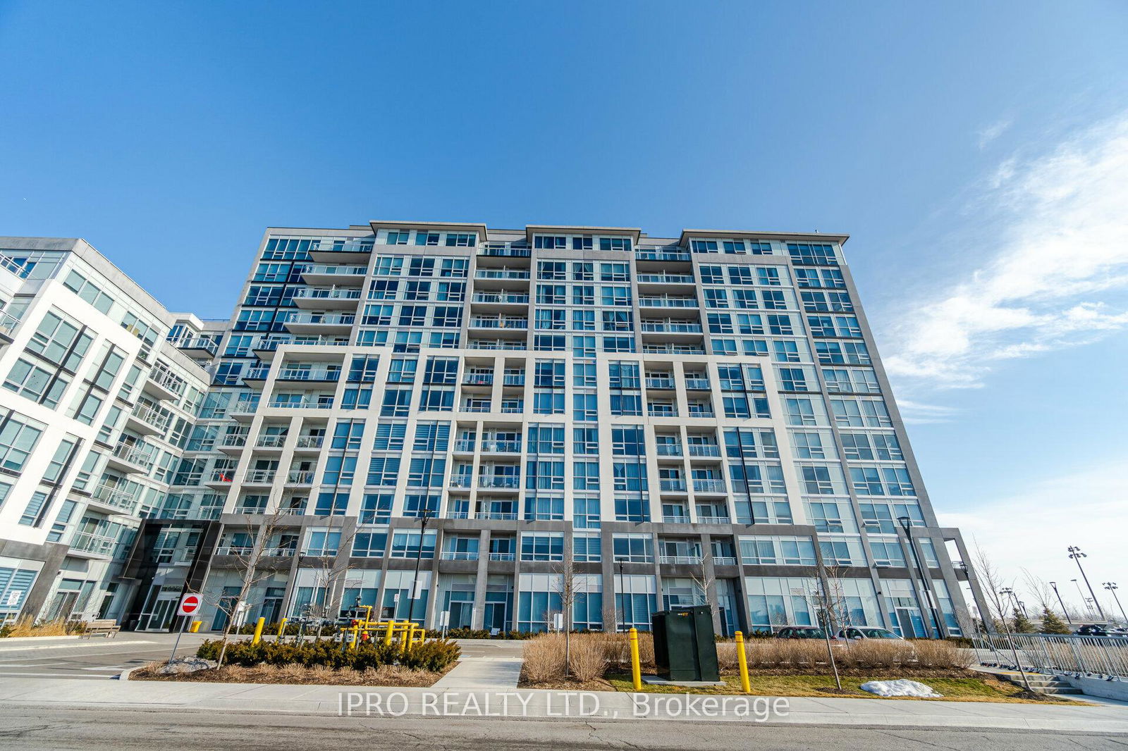 Condo for sale at 326-1050 Main Street, Milton, Dempsey, L9T 9M3 - MLS: W11991523