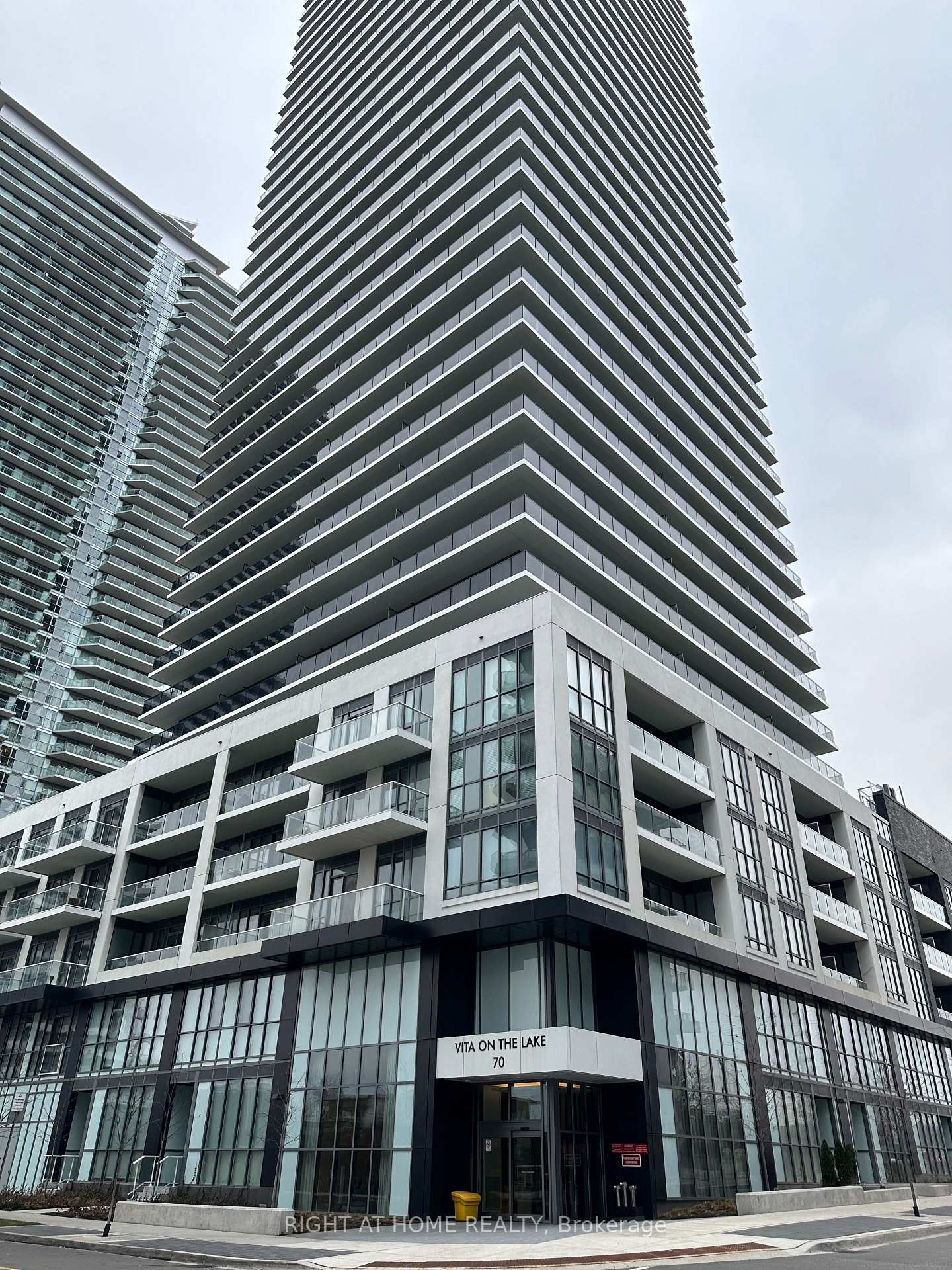 Condo for sale at 1901-70 Annie Craig Drive, Toronto, Mimico, M8V 0G2 - MLS: W11991854