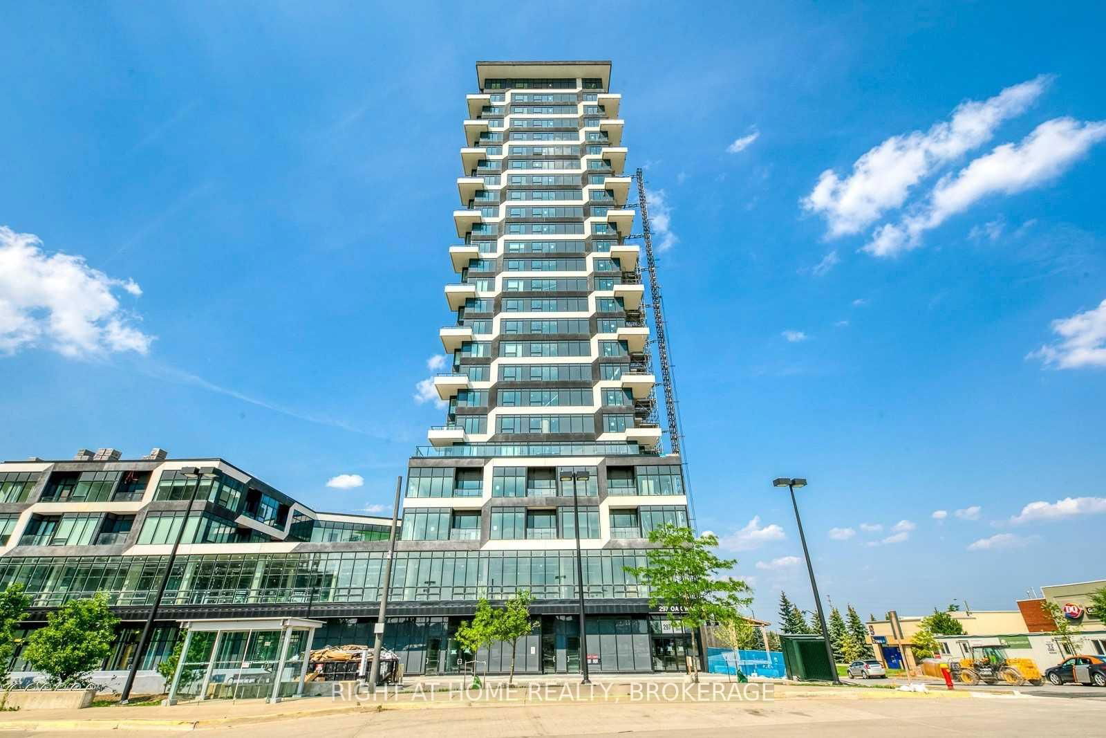 Condo for lease at 2503-297 Oak Walk Drive, Oakville, Uptown Core, L6H 3R6 - MLS: W11992207