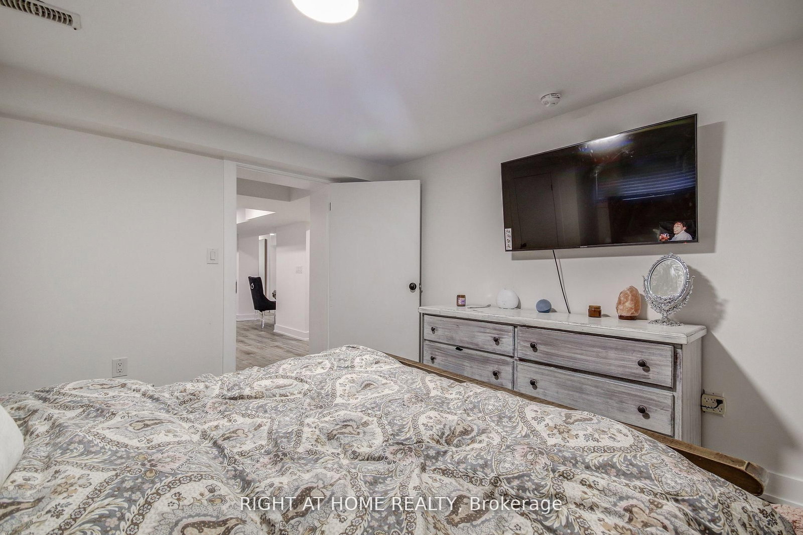 Detached House leased at Basement-42 Bunnell Crescent, Toronto, Ontario, M3M 2C1 - Downsview-Roding-CFB - MLS: W11992242