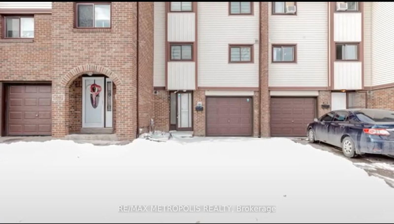 23 - 23 Mccallum Crt, Brampton, L6W 3M4 | Image 3
