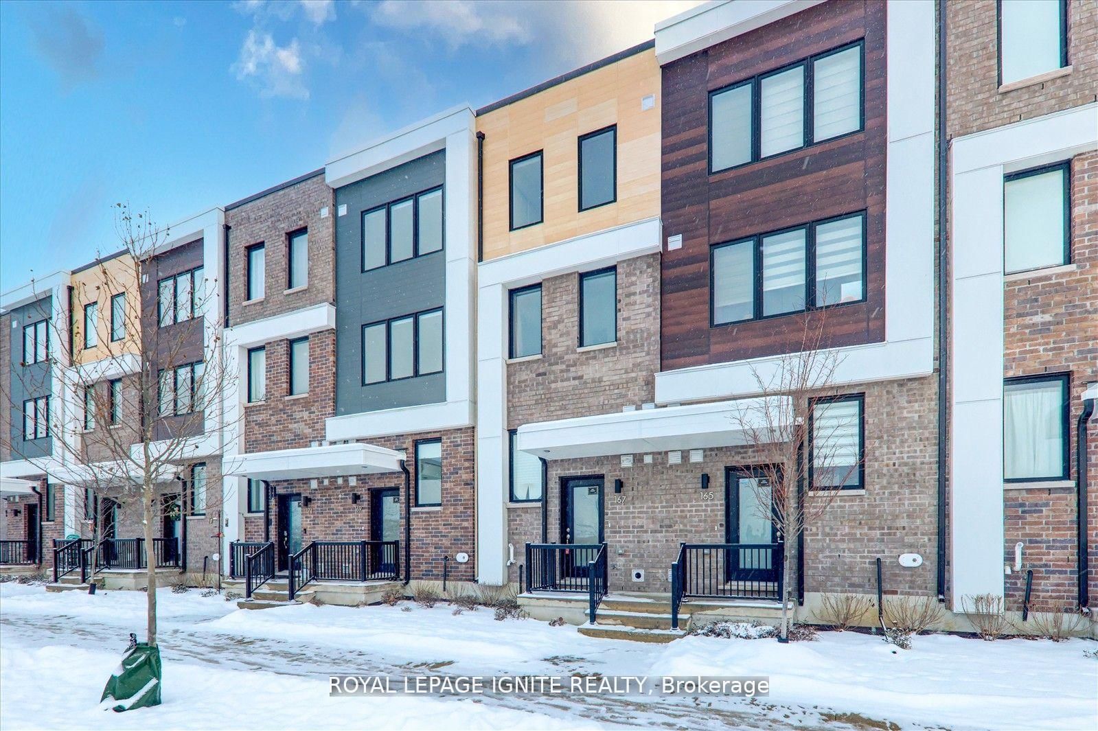 Townhouse leased at 167 Downsview Park Boulevard, Toronto, Downsview-Roding-CFB, M3K 0C8 - MLS: W11992394
