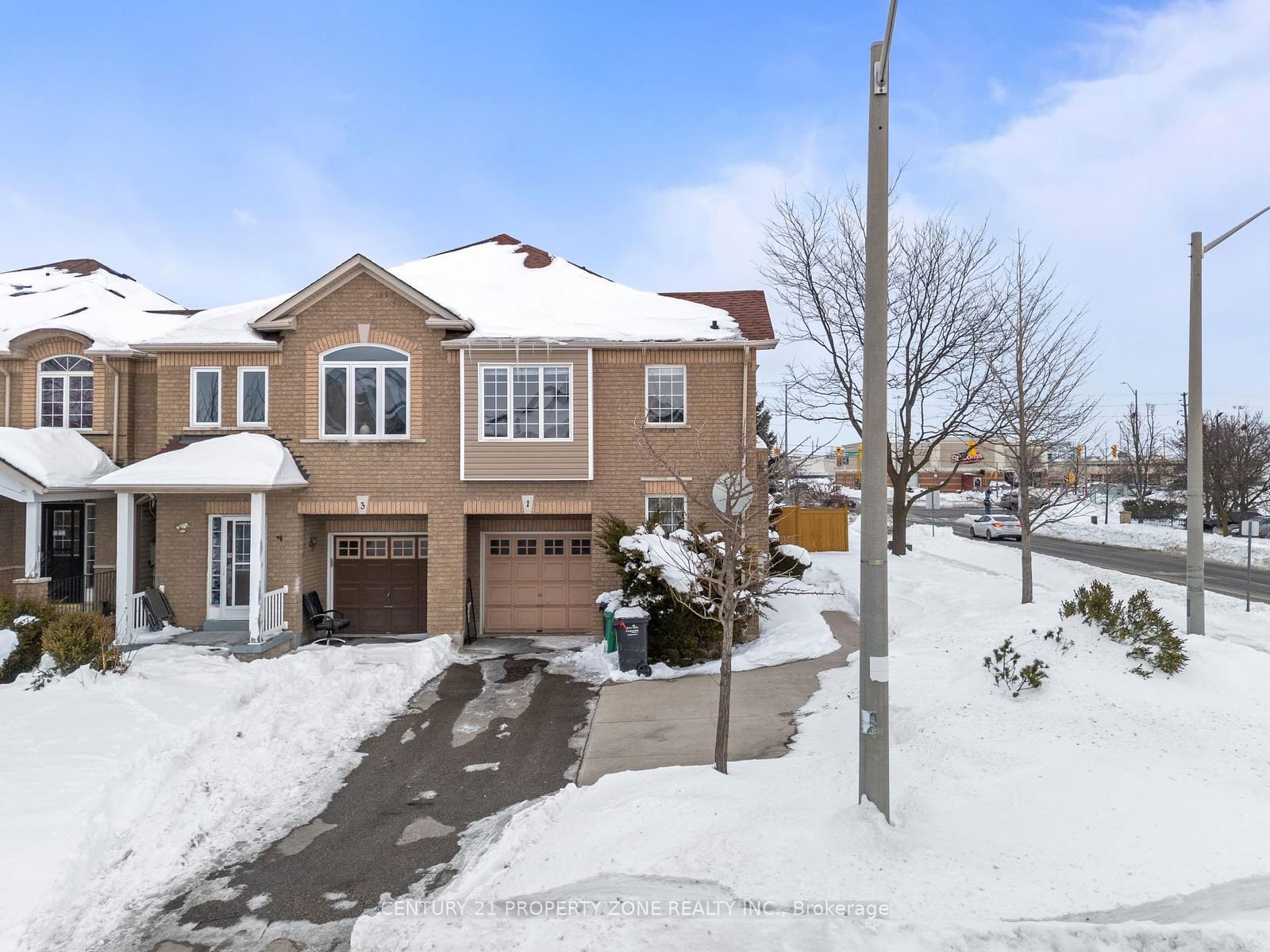 Semi-Detached House for sale at 1 Traymore Street, Brampton, Fletcher's Meadow, L7A 2G2 - MLS: W11992434