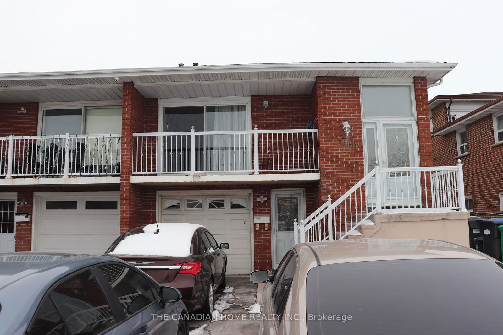 Semi-Detached House for lease at 7360 Sigsbee Drive, Mississauga, Malton, L4T 3S6 - MLS: W11992479