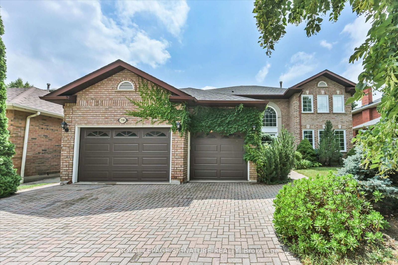 Detached House for sale at 3588 Thorpedale Court, Mississauga, Erin Mills, L5L 3V6 - MLS: W11992648