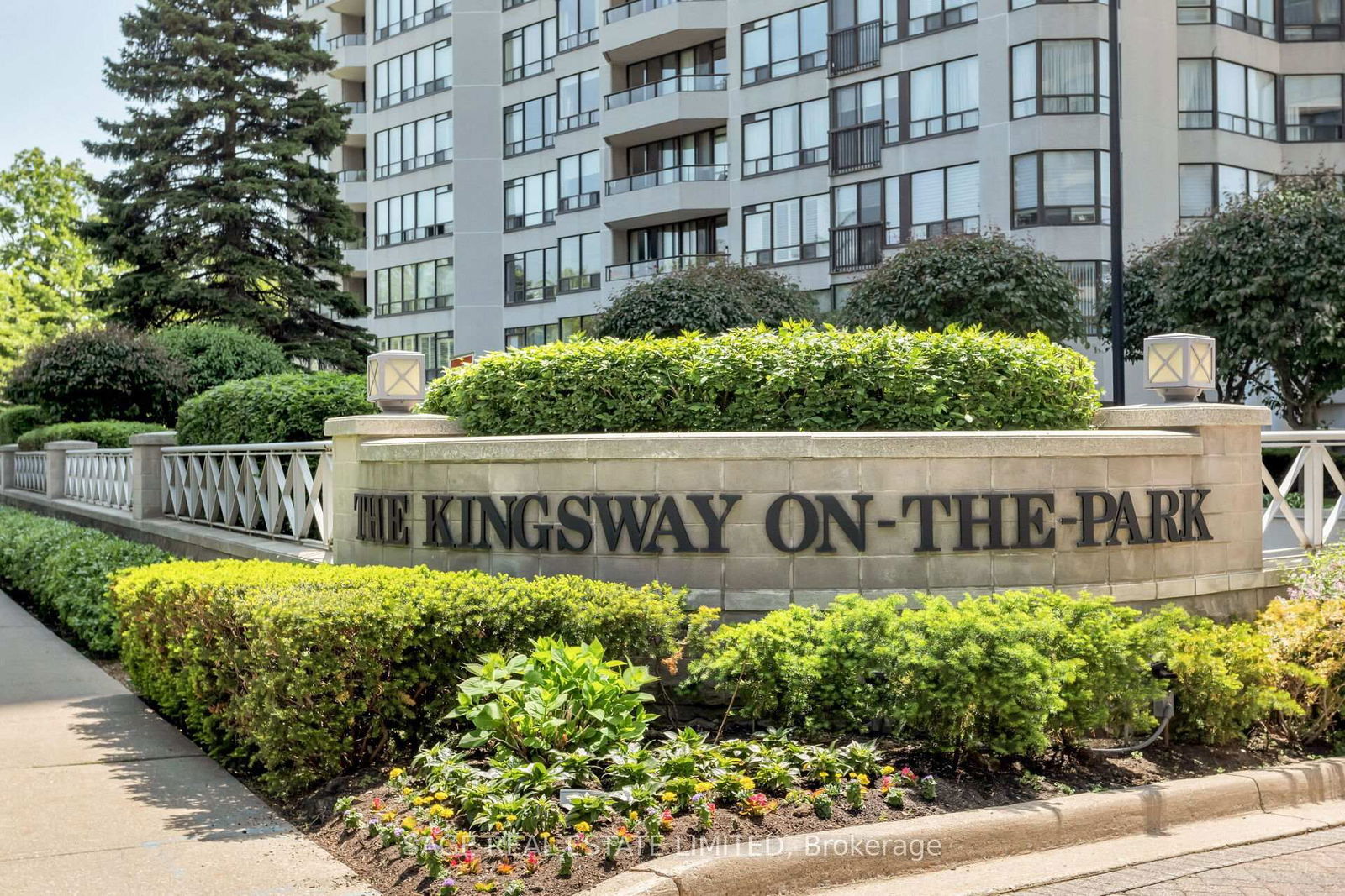 Condo for sale at 807-1 Aberfoyle Crescent, Toronto, Islington-City Centre West, M8X 2X8 - MLS: W11992691