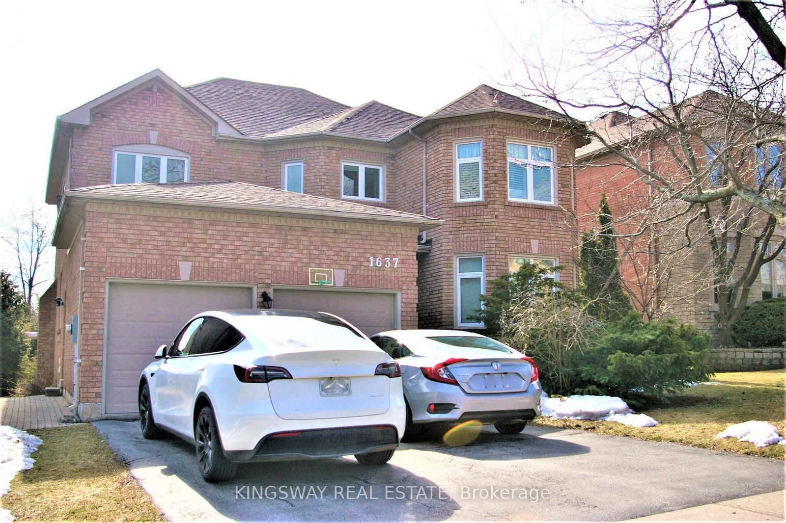 Detached House for lease at 1637 Bayshire Drive, Oakville, Iroquois Ridge North, L6H 6E3 - MLS: W11992778