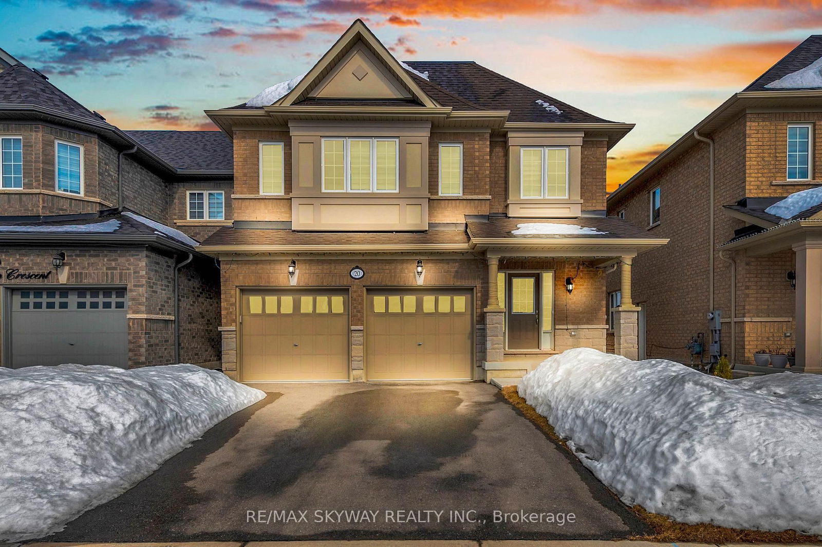 Detached House for sale at 20 Branigan Crescent, Halton Hills, Georgetown, L7G 0N2 - MLS: W11992843