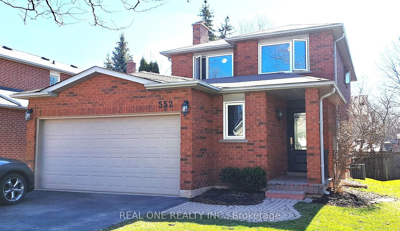 Detached House for lease at 552 Marlatt Drive, Oakville, RO River Oaks, L6H 5X3 - MLS: W11993081