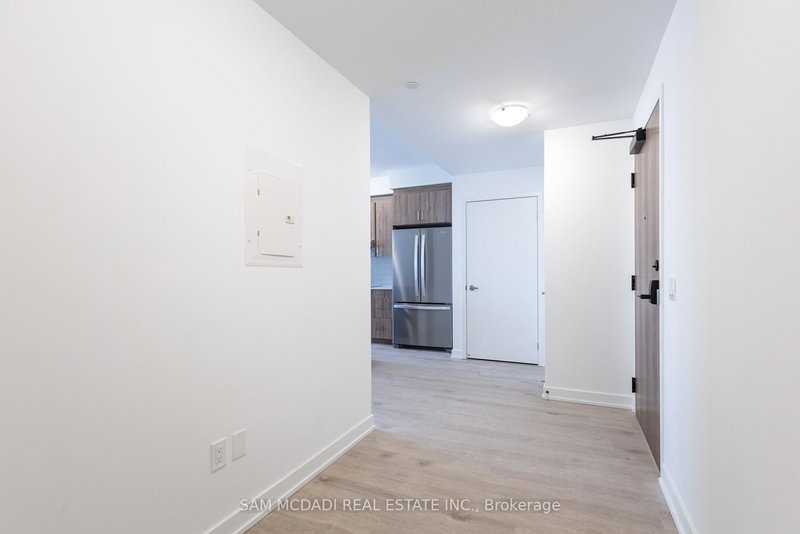 1503 - 1035 Southdown Rd, Mississauga, L5J 0A2 | Image 3