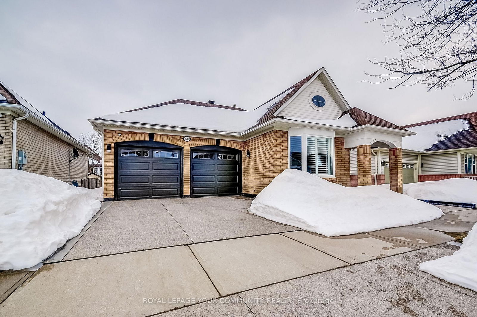 Detached House for sale at 1641 Allan Cres Crescent, Milton, Beaty, L9T 5Z7 - MLS: W11993317