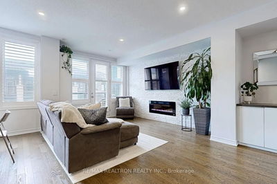 418 Athabasca Common, Oakville - 1010 - JM Joshua Meadows image-0-4