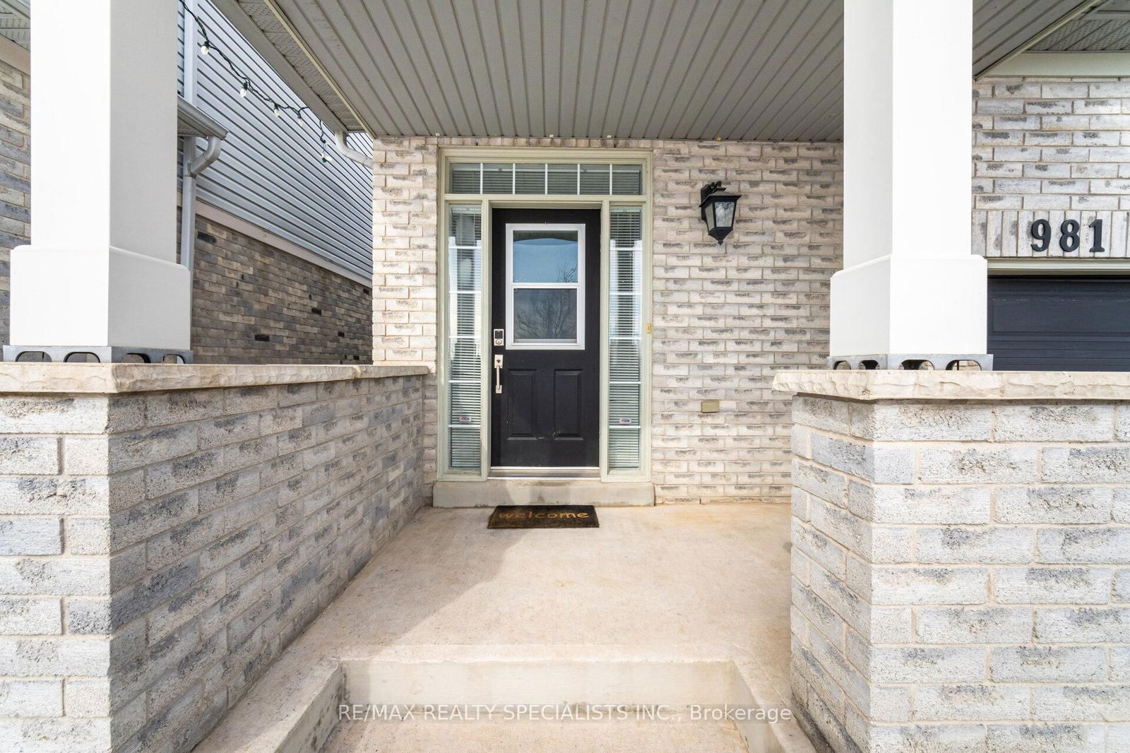 Detached House for sale at 981 Kennedy Circle, Milton, Coates, L9T 0C6 - MLS: W11993450