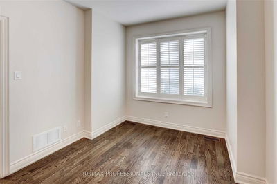 330 Dalesford Rd, Toronto - Stonegate-Queensway image-0-3