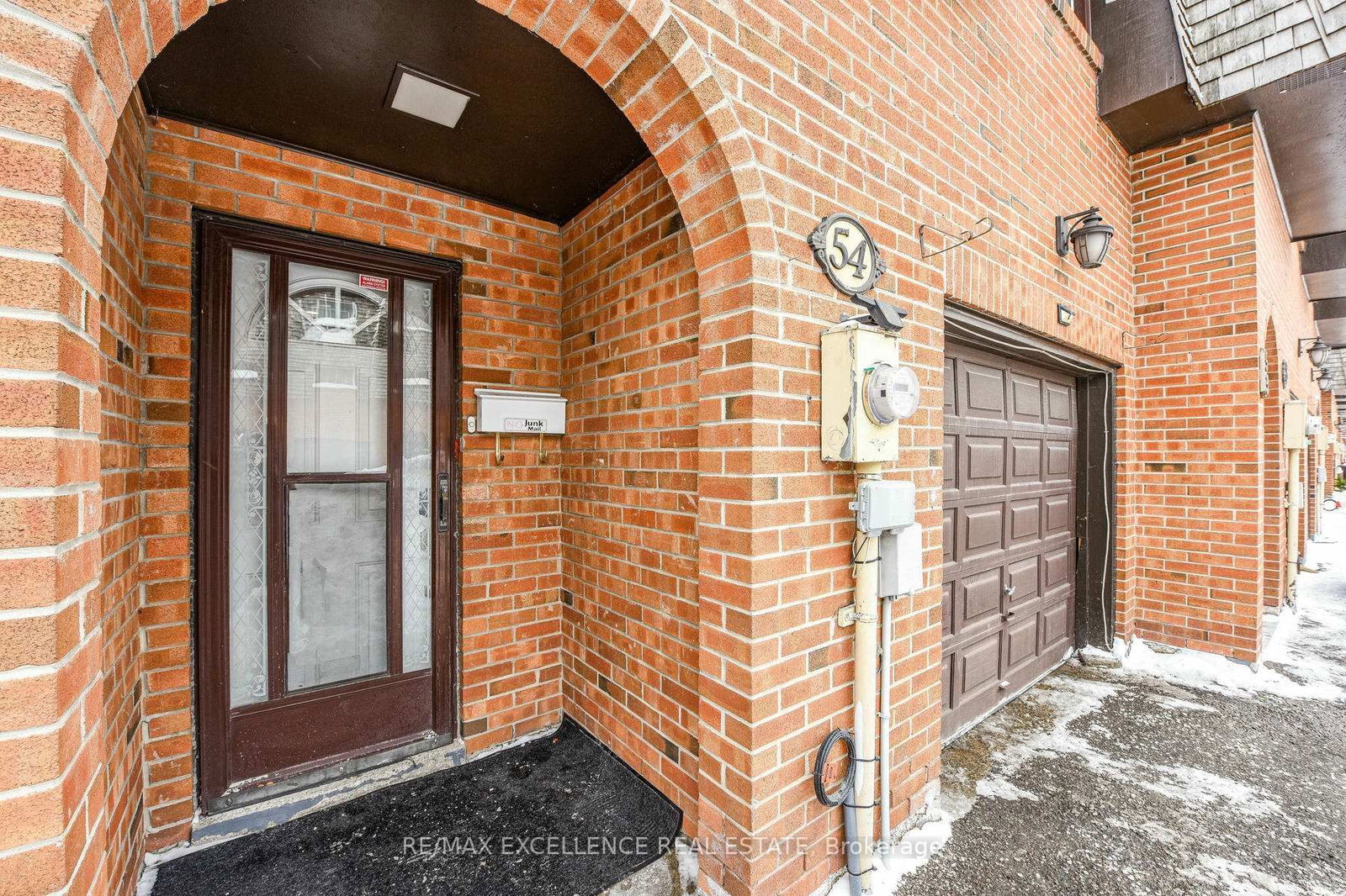 Townhouse for sale at 10-54 Briar Path, Brampton, Avondale, L6T 2A3 - MLS: W11993545