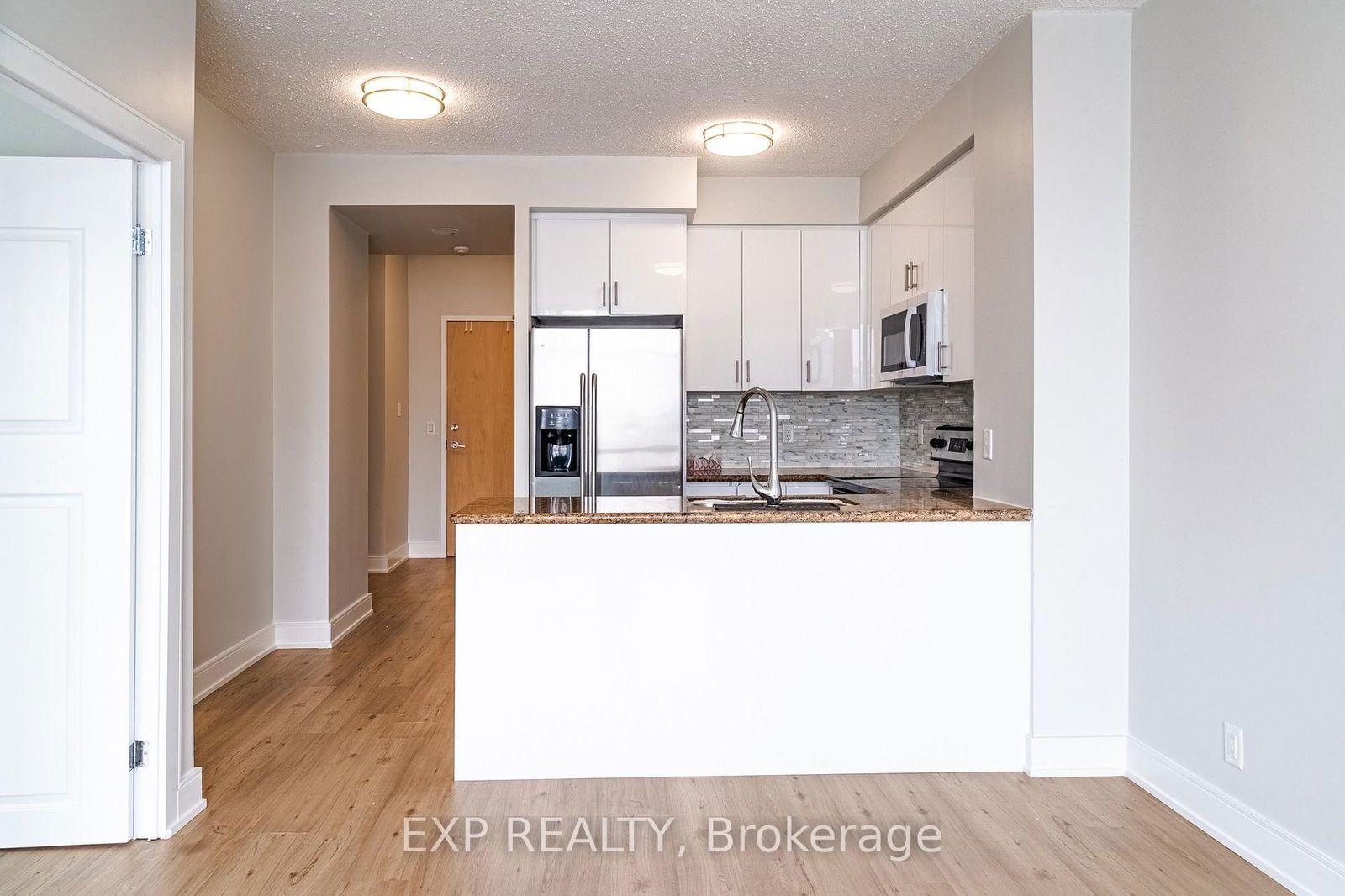 Condo leased at 1508-220 Burnhamthorpe Road, Mississauga, City Centre, L5B 4N4 - MLS: W11993600