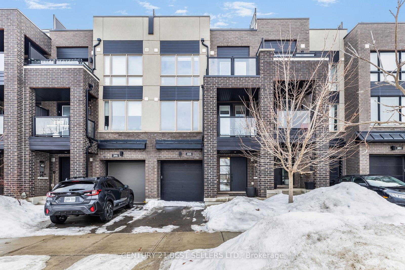 Townhouse for sale at 3048 Postridge Drive, Oakville, Rural Oakville, L6H 0R9 - MLS: W11993606