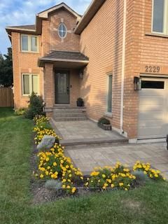 Detached House for sale at 2229 Fourth Line, Oakville, 1022 - WT West Oak Trails, L6M 3M2 - MLS: W11993633