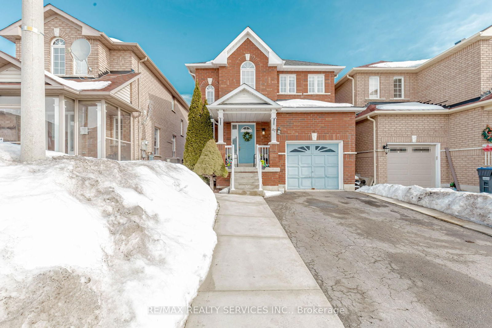 Detached House for sale at 47 Oakmeadow Drive, Brampton, Fletcher's Meadow, L7A 2L9 - MLS: W11993647