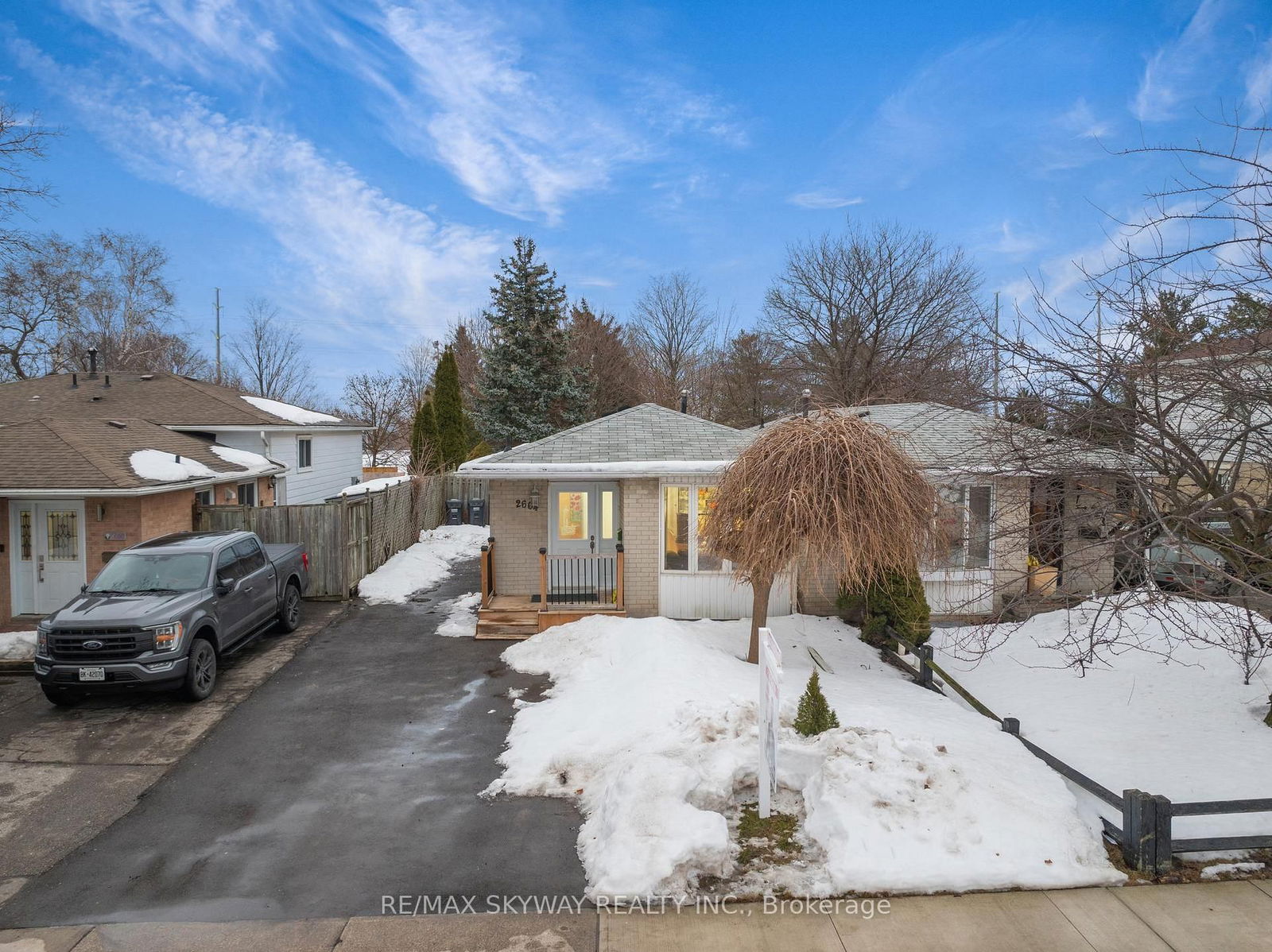 Semi-Detached House for sale at 2664 Widemarr Road, Mississauga, Clarkson, L5J 1M3 - MLS: W11993858