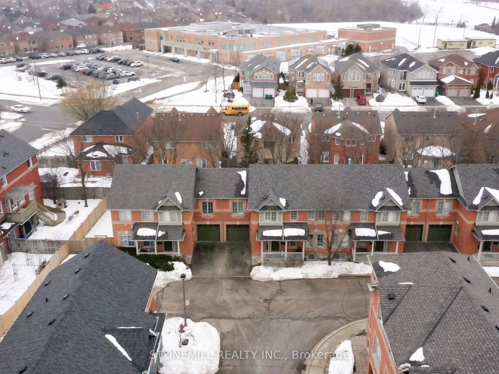 Townhouse for sale at 36-5031 East Mill Road, Mississauga, East Credit, L5V 2M5 - MLS: W11994144