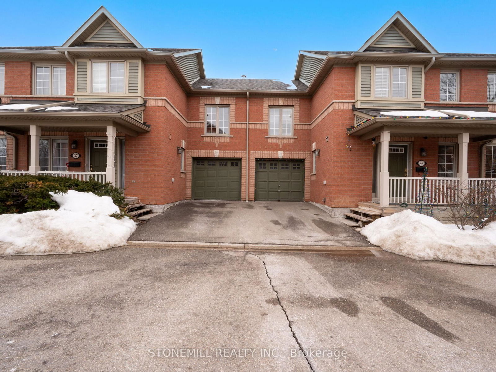 Townhouse for sale at 36-5031 East Mill Road, Mississauga, East Credit, L5V 2M5 - MLS: W11994144