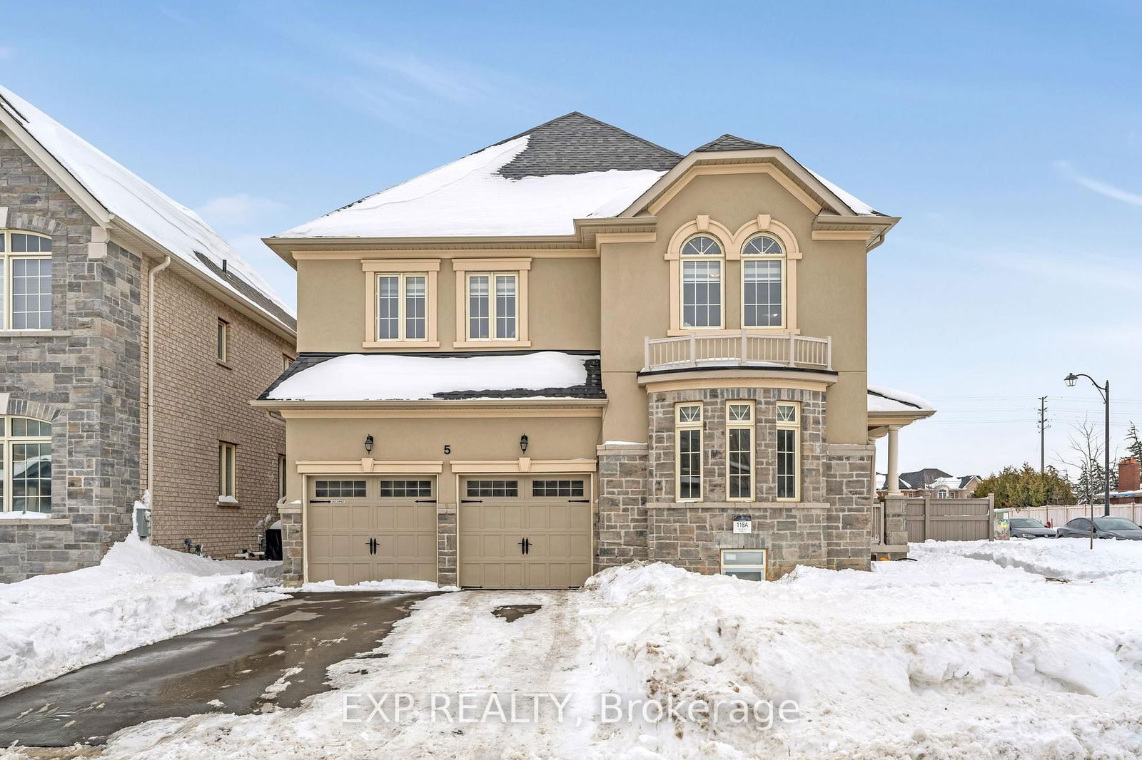 Detached House for sale at 5 Rockway Street, Brampton, Sandringham-Wellington North, L6R 4C5 - MLS: W11994251