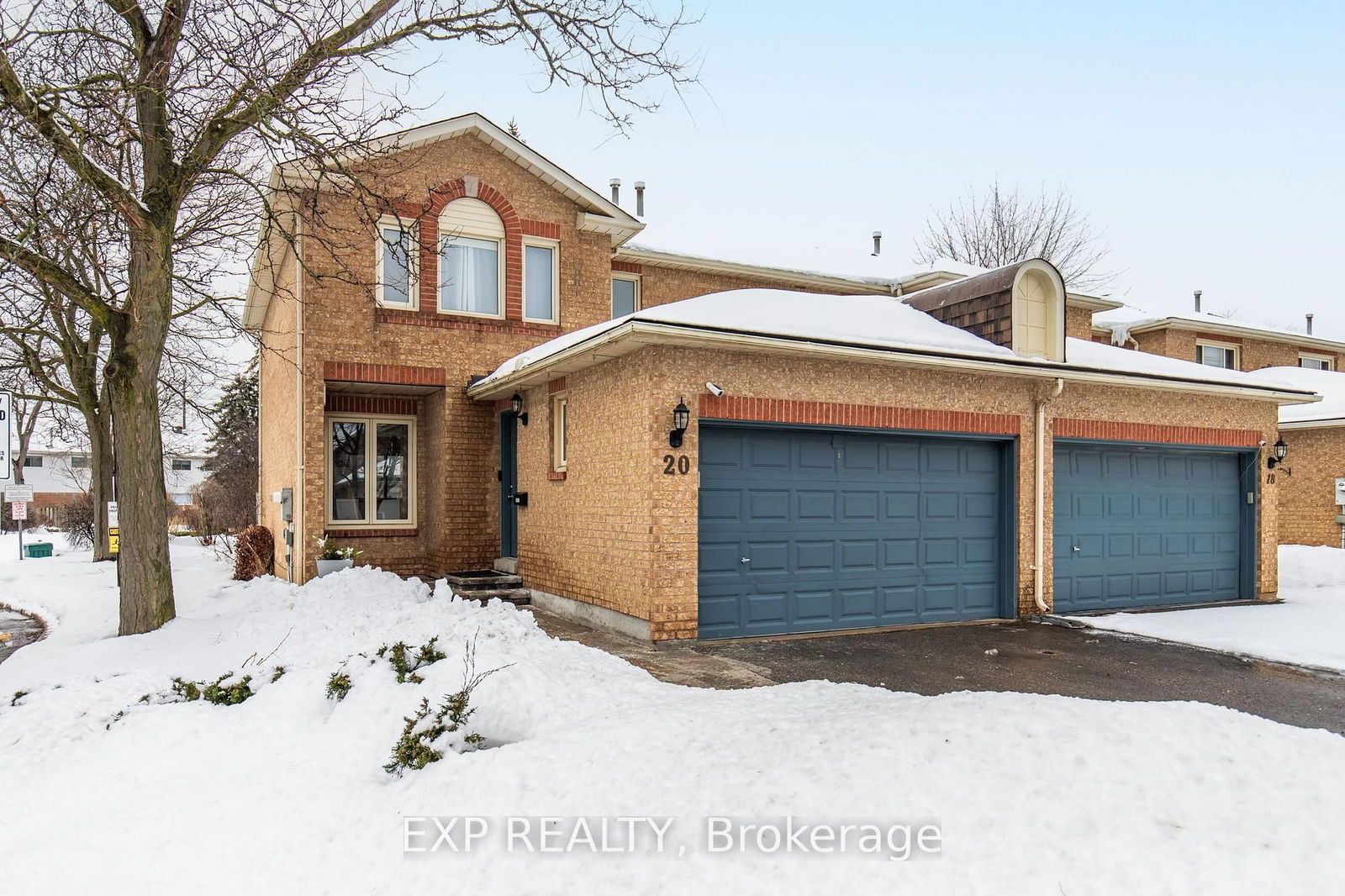 Townhouse for sale at 20 Wayne Nicol Drive, Brampton, Northwood Park, L6X 4H7 - MLS: W11994254