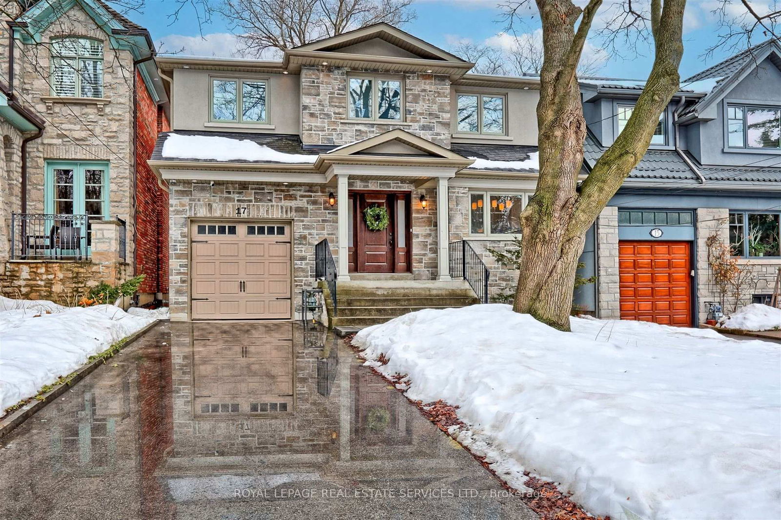 Detached House for sale at 17 Worthington Crescent, Toronto, High Park-Swansea, M6S 3P5 - MLS: W11994280