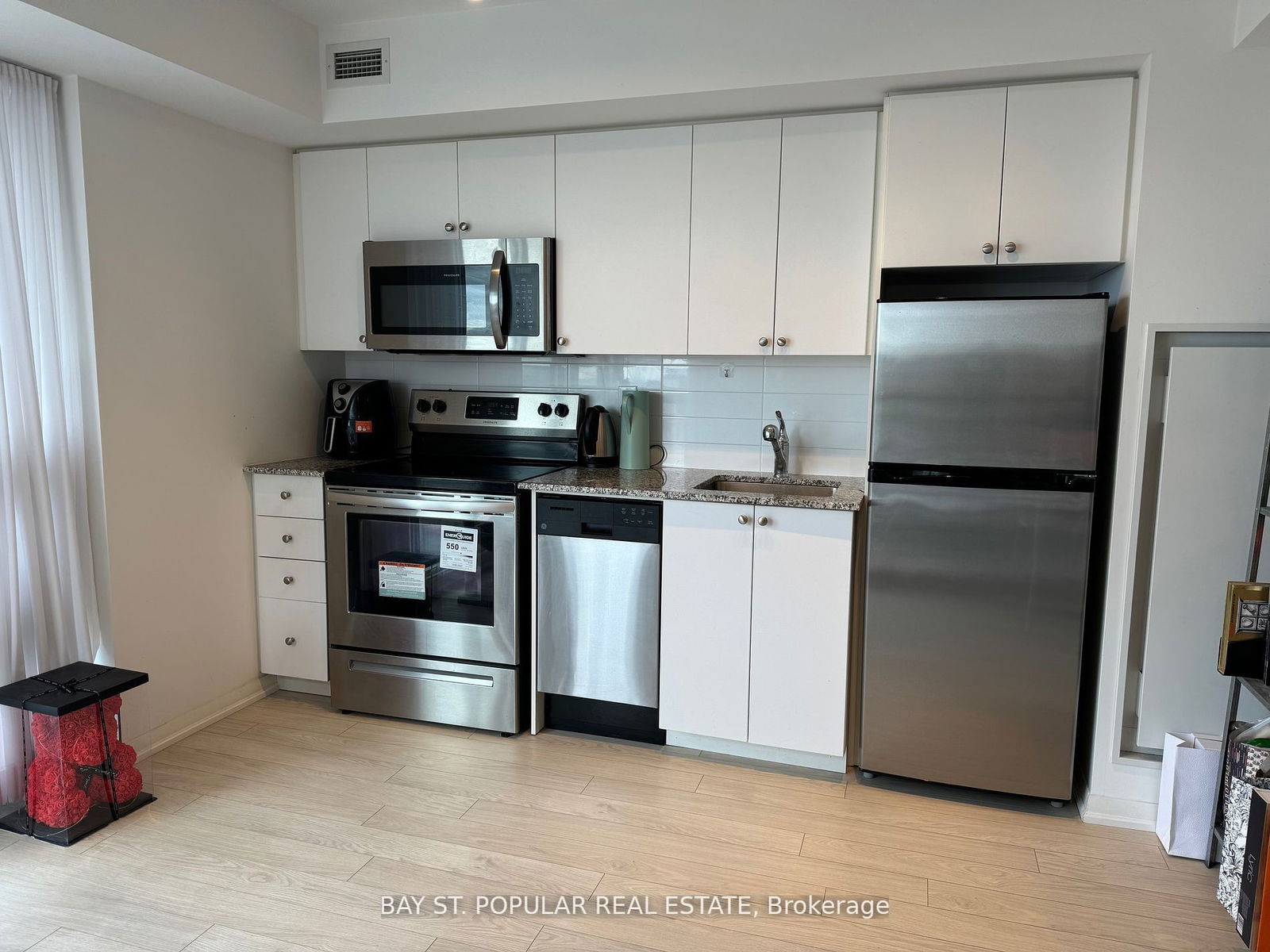 Condo for lease at 525-3091 Dufferin Street, Toronto, Yorkdale-Glen Park, M6A 0C4 - MLS: W11994504