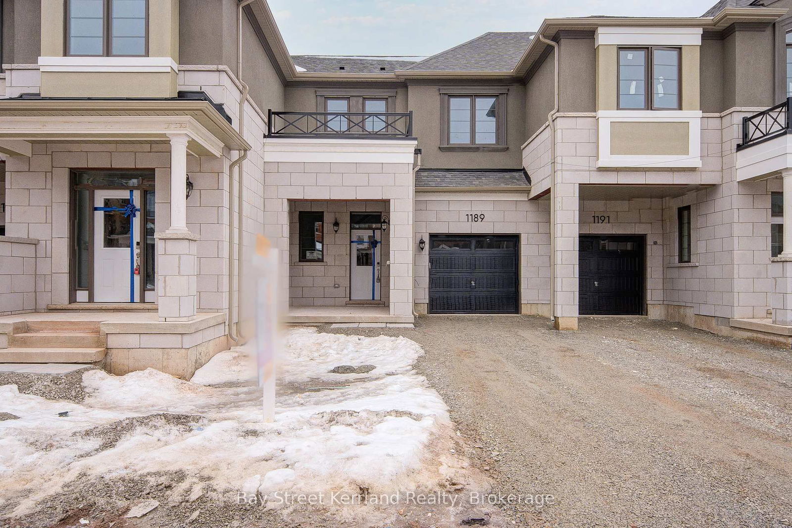 Townhouse for lease at 1189 Anson Gate, Oakville, Rural Oakville, L6H 3Z9 - MLS: W11994517