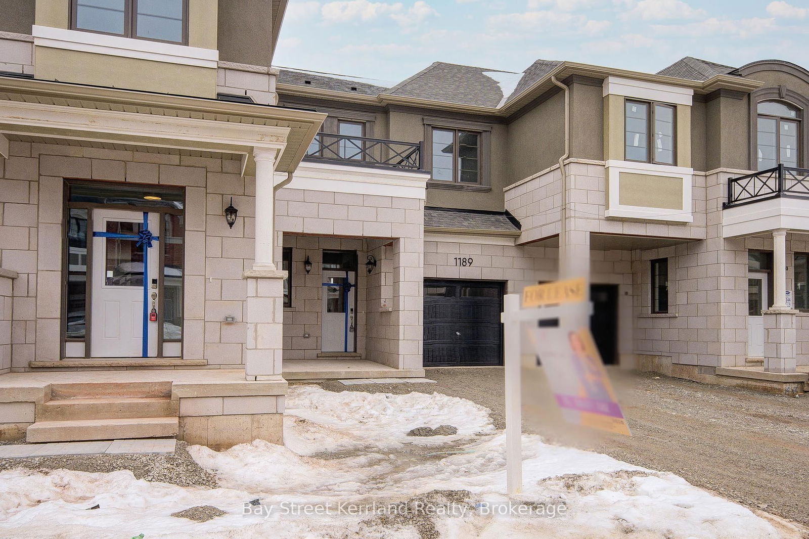 Townhouse for lease at 1189 Anson Gate, Oakville, Rural Oakville, L6H 3Z9 - MLS: W11994517