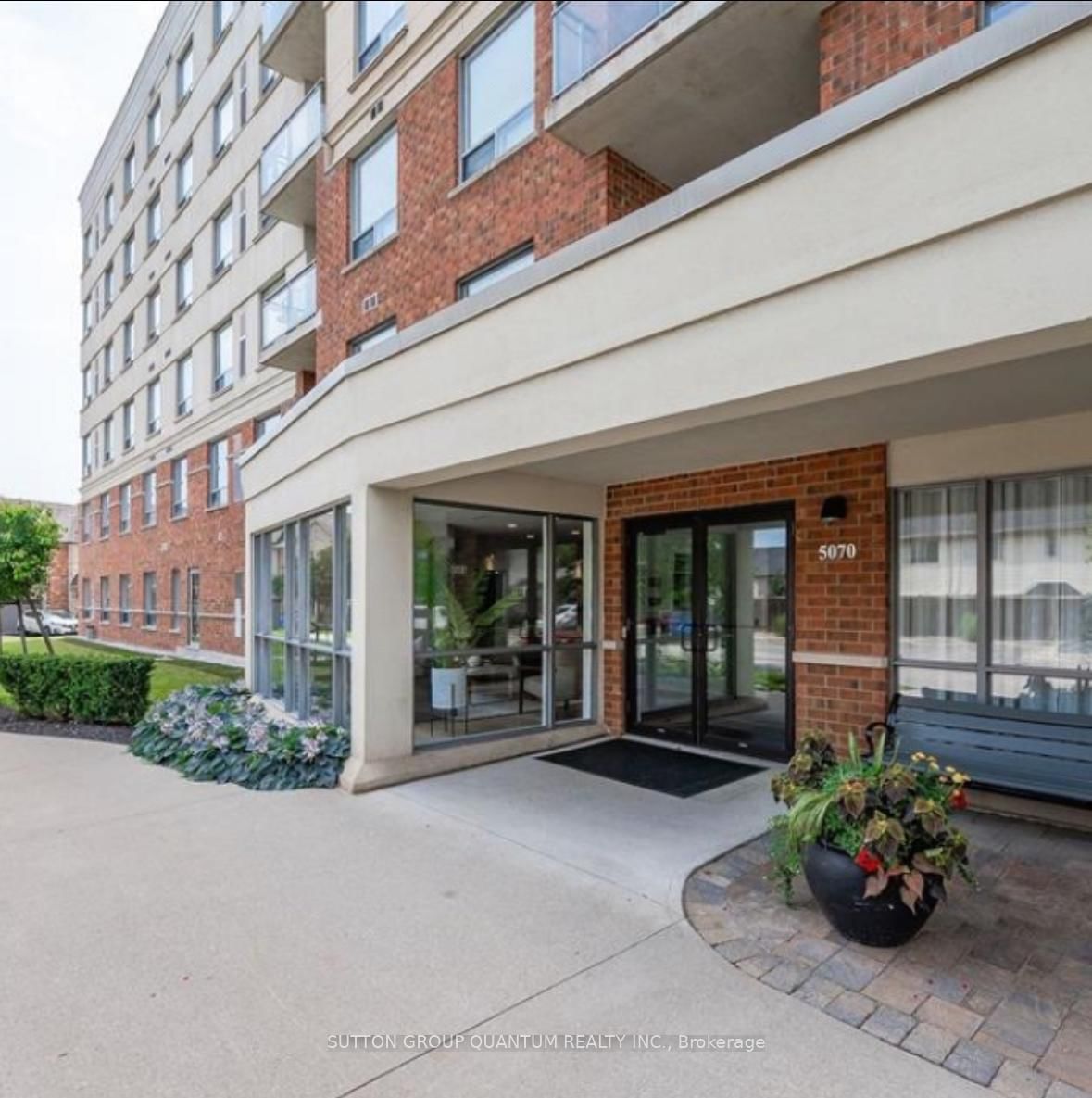 Condo for sale at 506-5070 Fairview Street, Burlington, Appleby, L7L 0B8 - MLS: W11994621