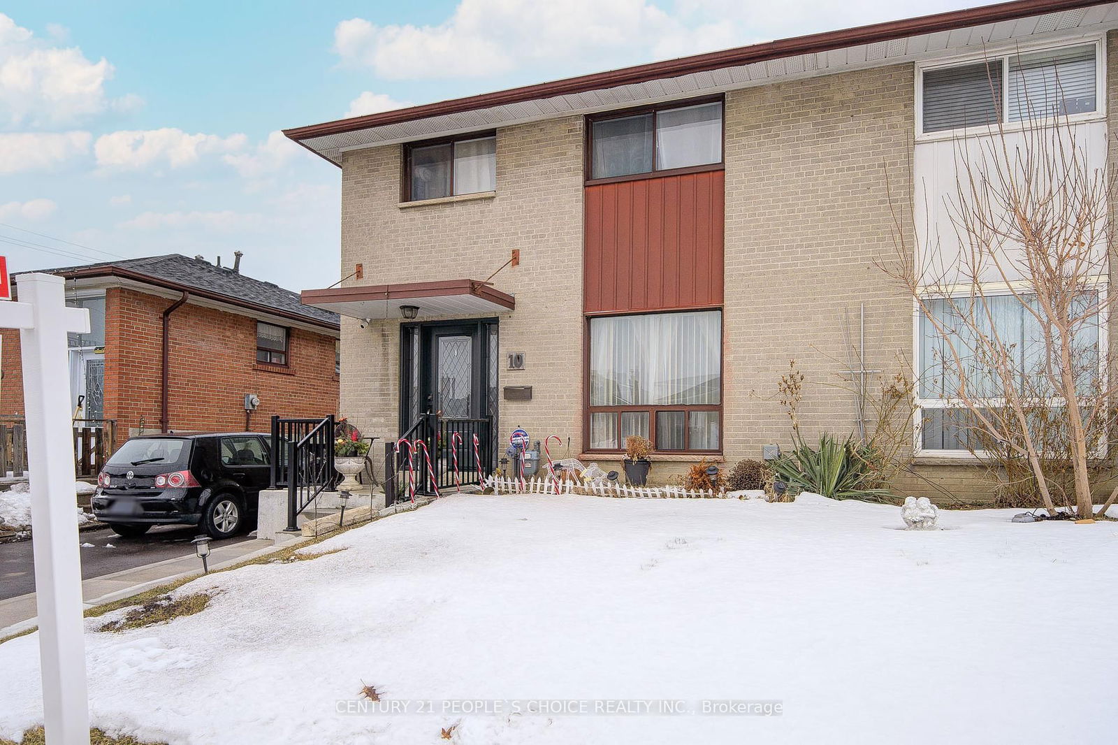 Semi-Detached House for sale at 10 Lakeland Drive, Toronto, Thistletown-Beaumonde Heights, M9V 1M9 - MLS: W11994677