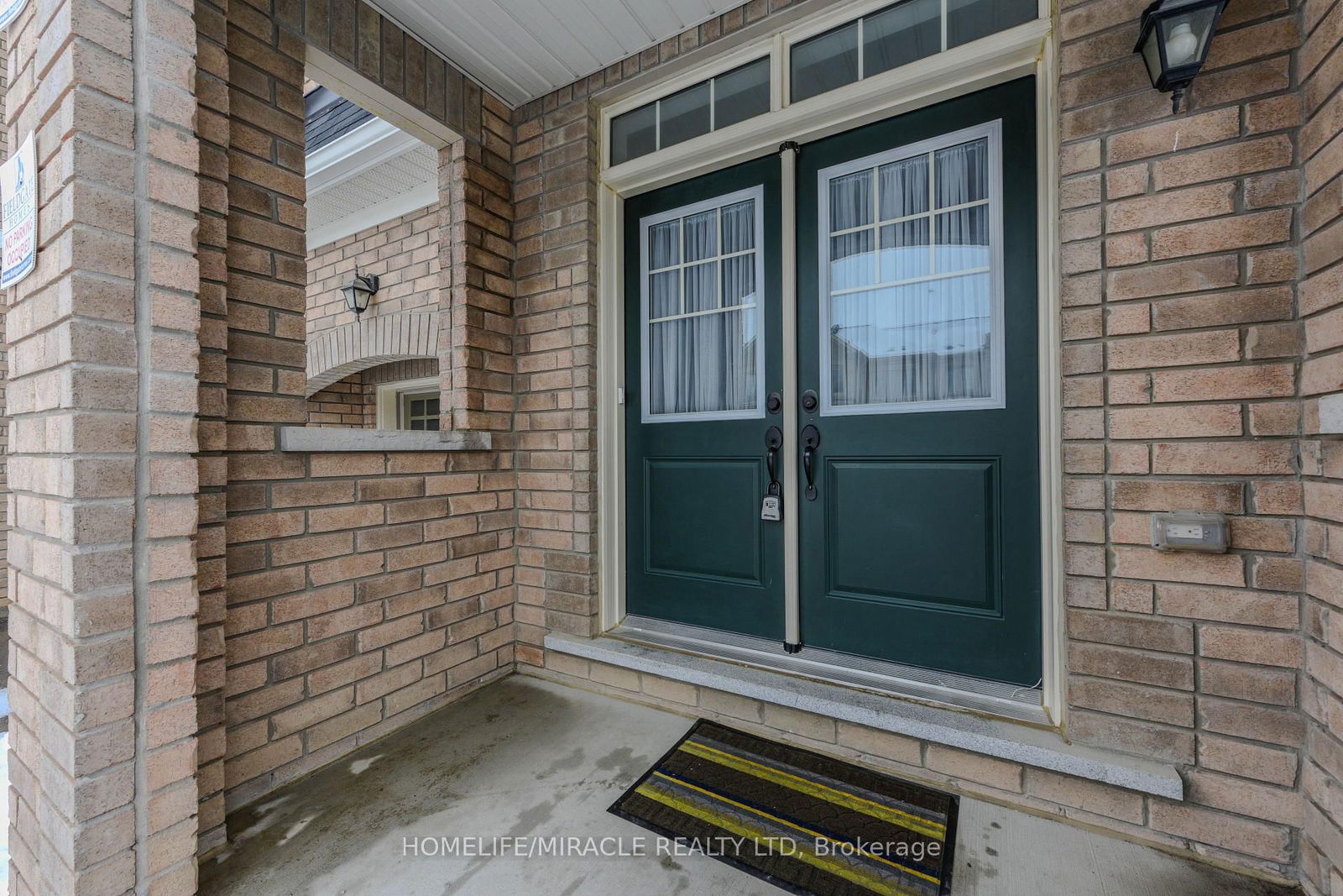 Townhouse for sale at 13 Goulston Street, Brampton, Northwest Brampton, L7A 5B8 - MLS: W11994706