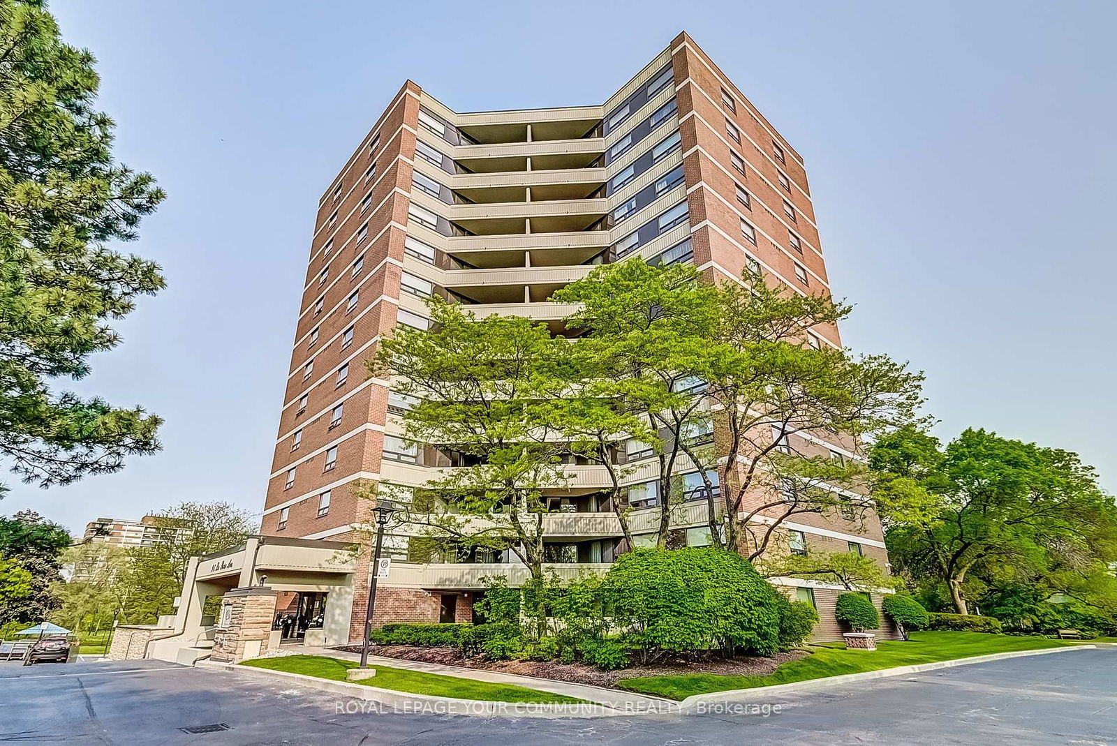 Condo for sale at 1004-95 La Rose Avenue, Toronto, Humber Heights, M9P 3T2 - MLS: W11994752