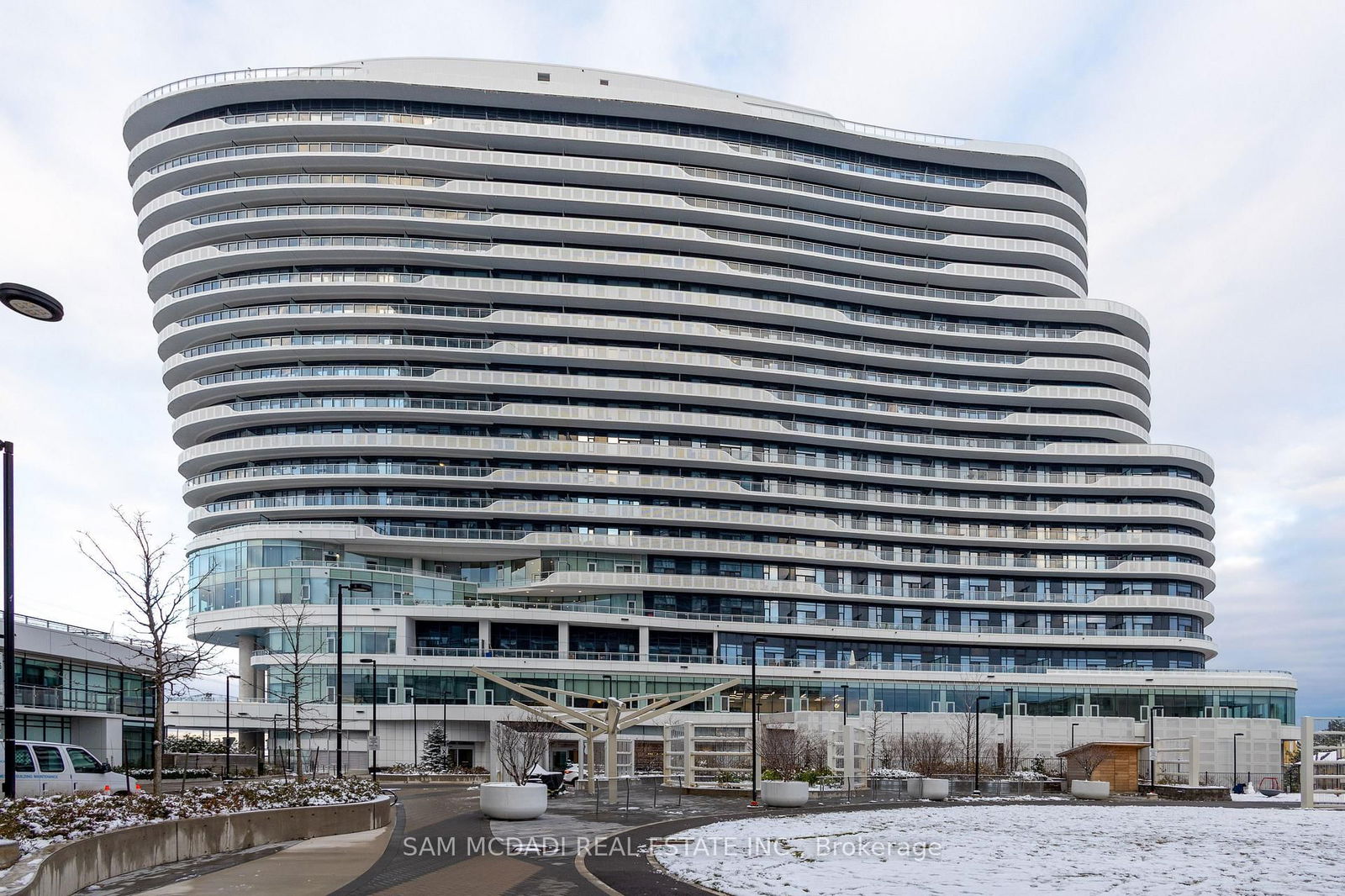 Condo for lease at 410-2520 Eglinton Avenue, Mississauga, Central Erin Mills, L5M 0Y2 - MLS: W11994755