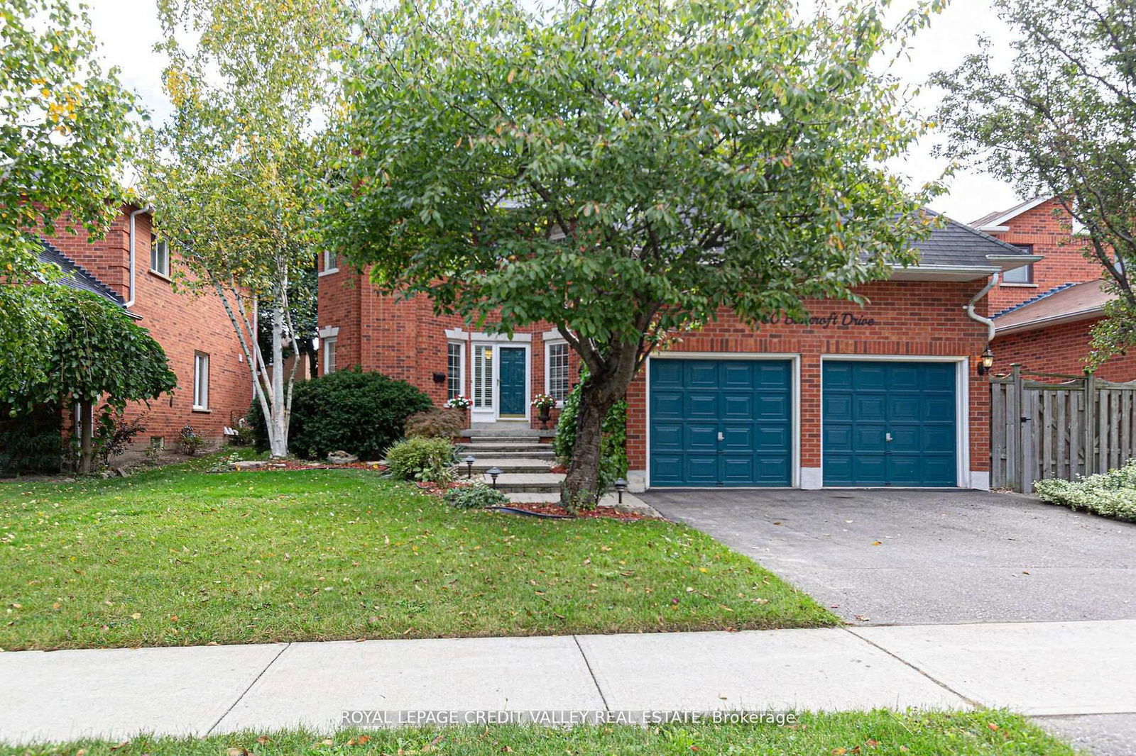 Detached House for sale at 1460 Bancroft Drive, Mississauga, East Credit, L5V 1L6 - MLS: W11994759