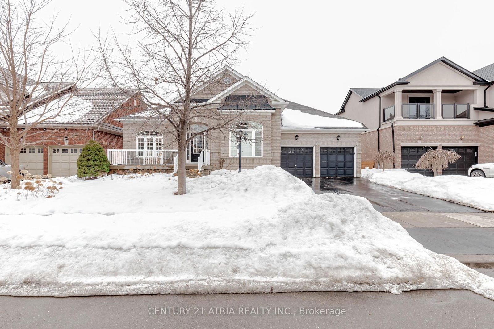 Detached House for sale at 6 Shuter Lane, Brampton, Bram West, L6Y 5P1 - MLS: W11994912