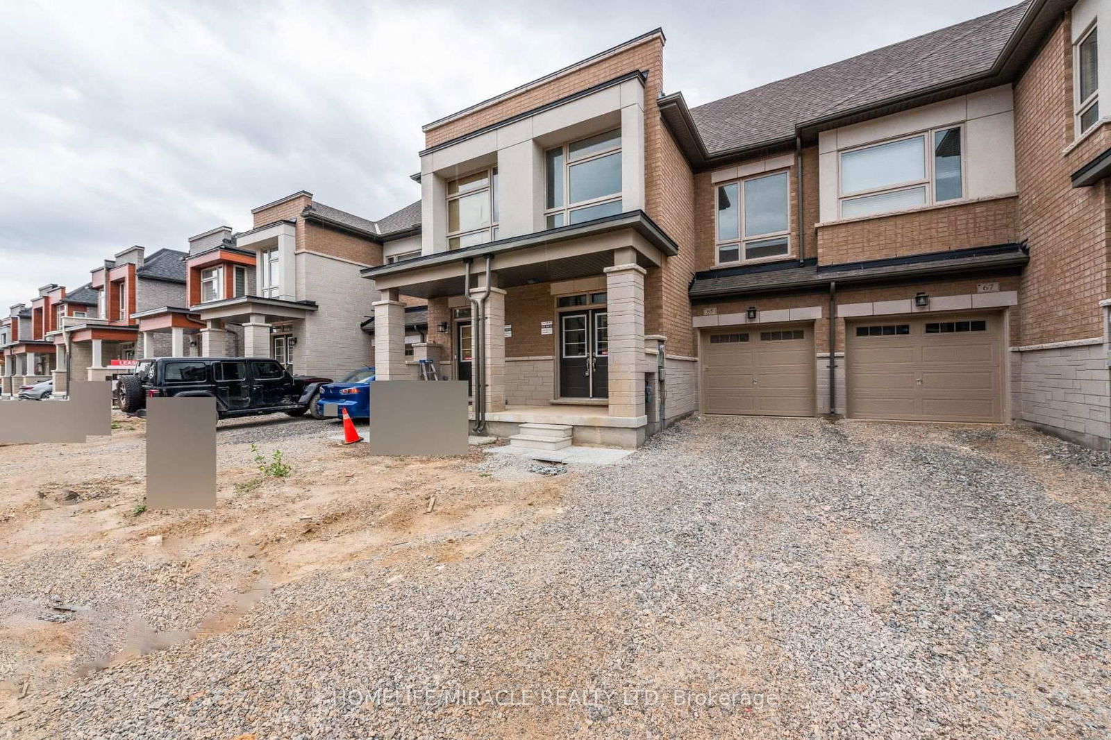 Townhouse for lease at 65 Donald Ficht Crescent, Brampton, Northwest Brampton, L7A 5H6 - MLS: W11995161