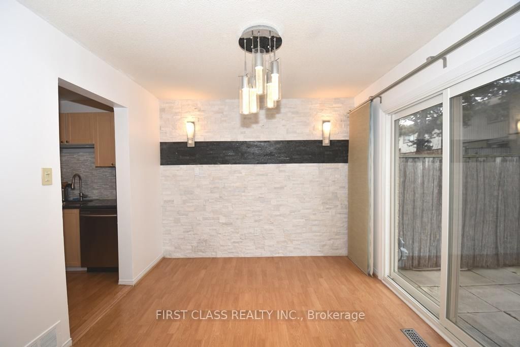 Townhouse for lease at 57-3500 South Millway, Mississauga, Erin Mills, L5L 3T8 - MLS: W11995331