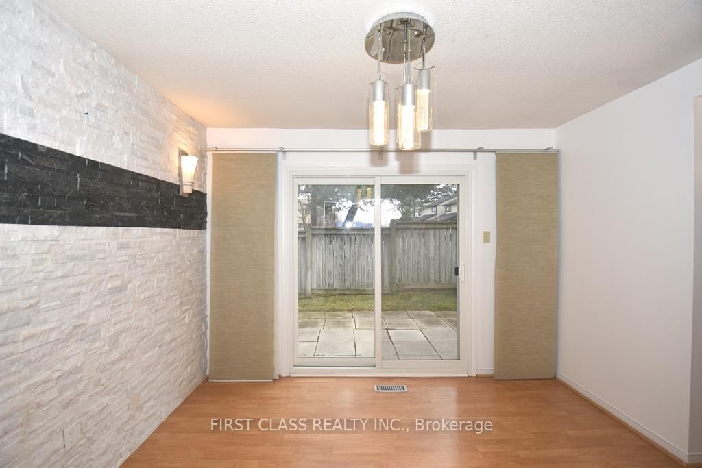 Townhouse for lease at 57-3500 South Millway, Mississauga, Erin Mills, L5L 3T8 - MLS: W11995331