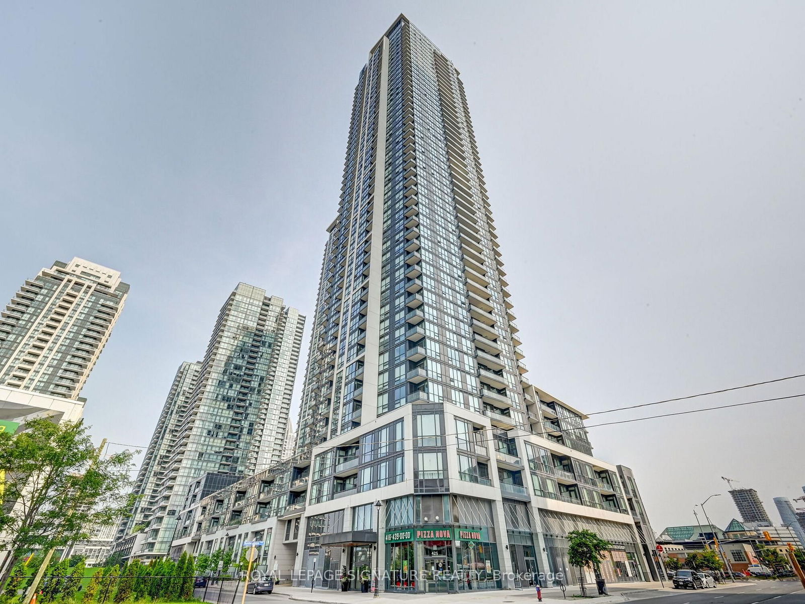 Condo leased at 2404-4011 Brickstone Mews, Mississauga, City Centre, L5B 0J7 - MLS: W11995365