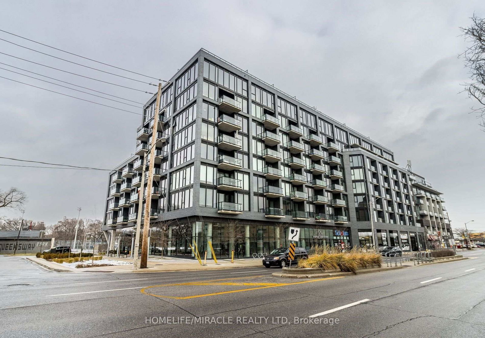 Condo for lease at 712-7 Smith Crescent, Toronto, Stonegate-Queensway, M8Z 0G3 - MLS: W11995370