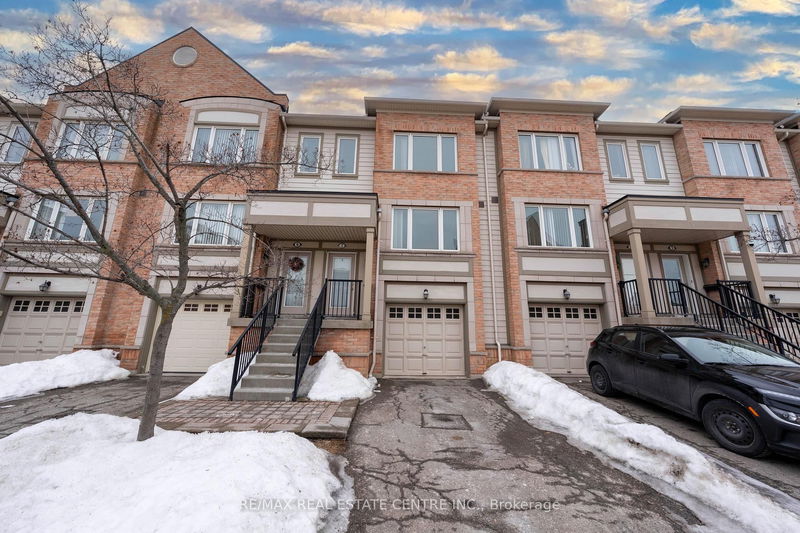 home for lease on 7-3050 Erin Centre Boulevard