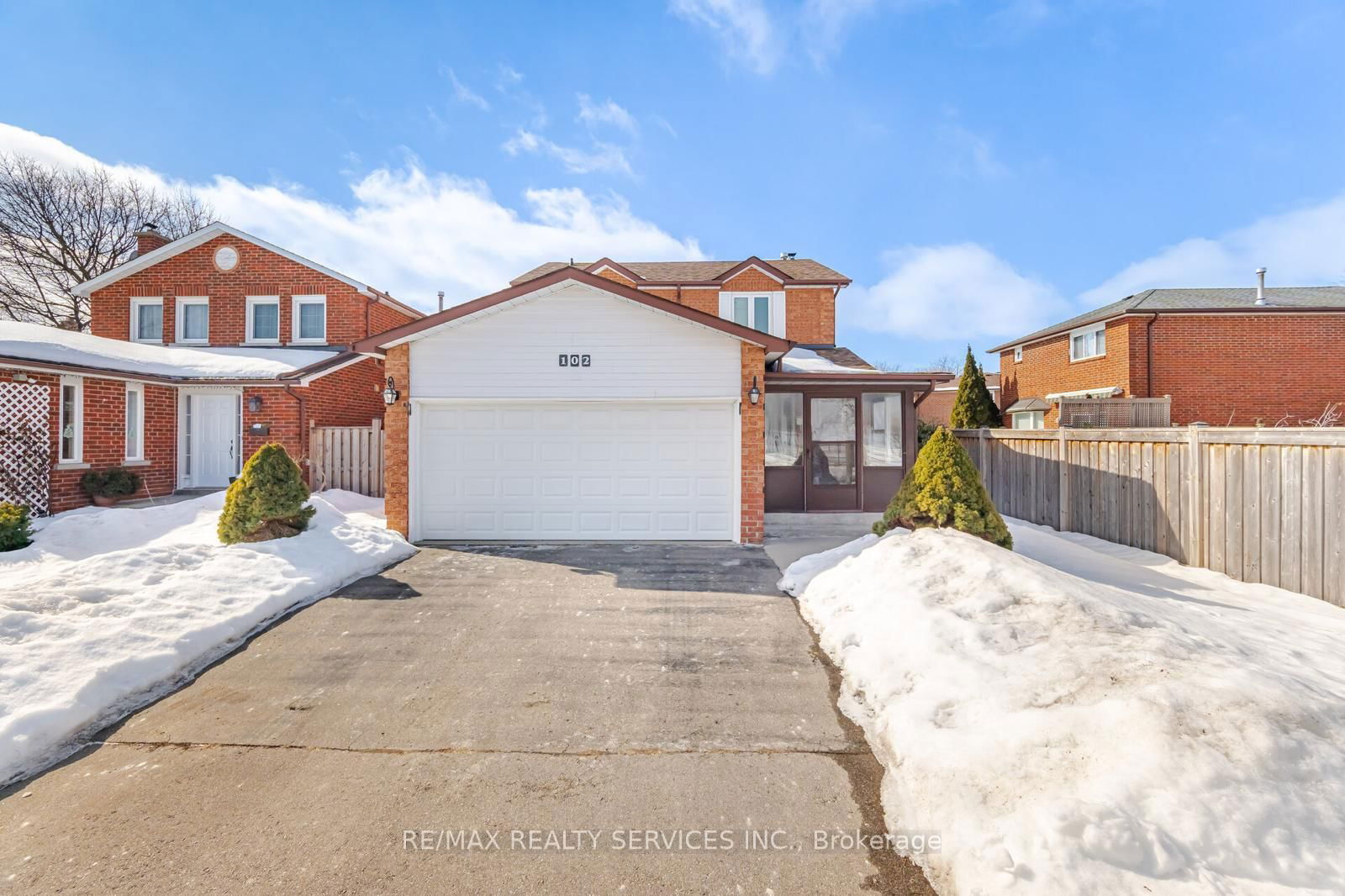 Detached House for sale at 102 Richvale Drive, Brampton, Heart Lake East, L6Z 2M2 - MLS: W11995822