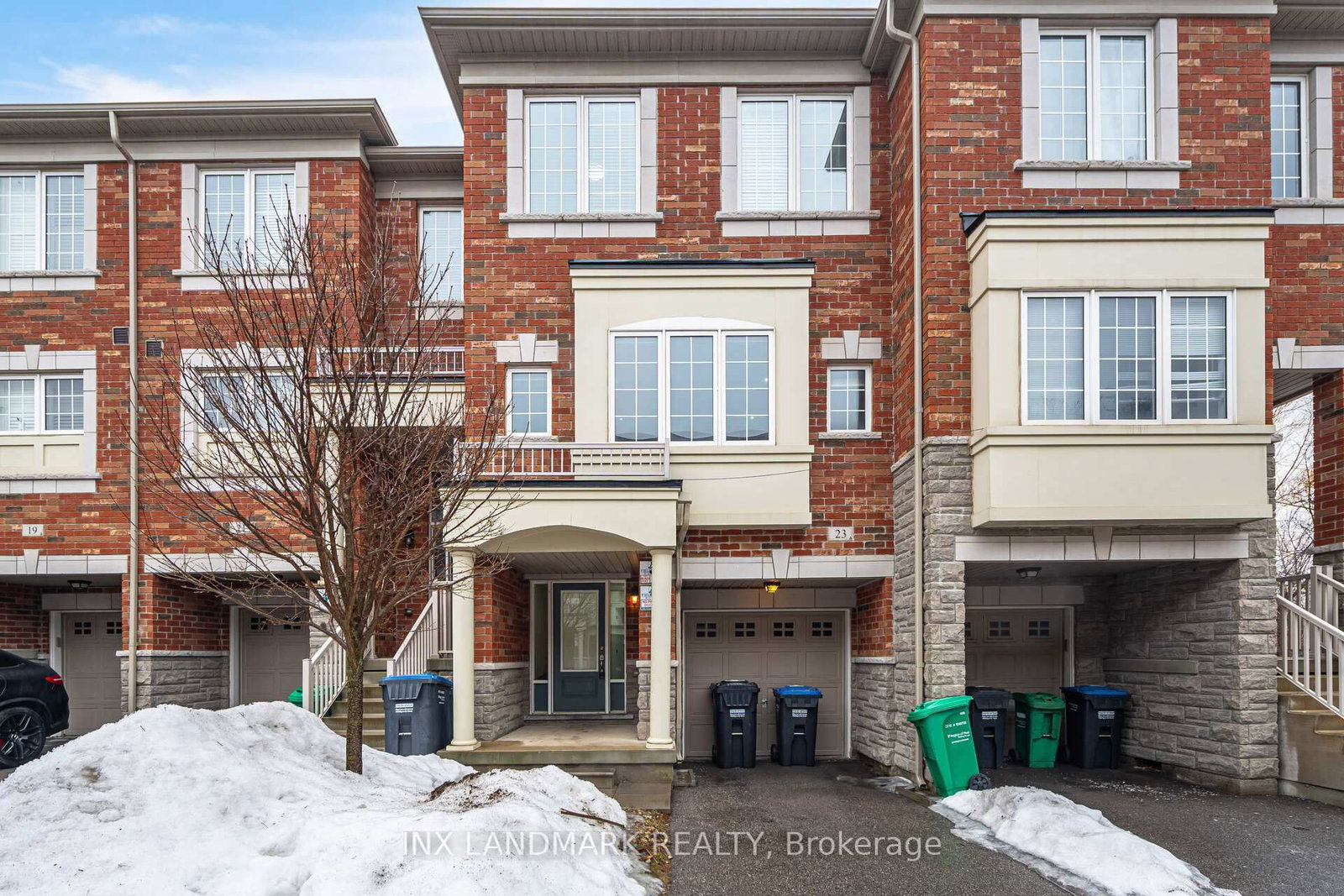 23 Abercove Brampton,ON L6Y 6E6