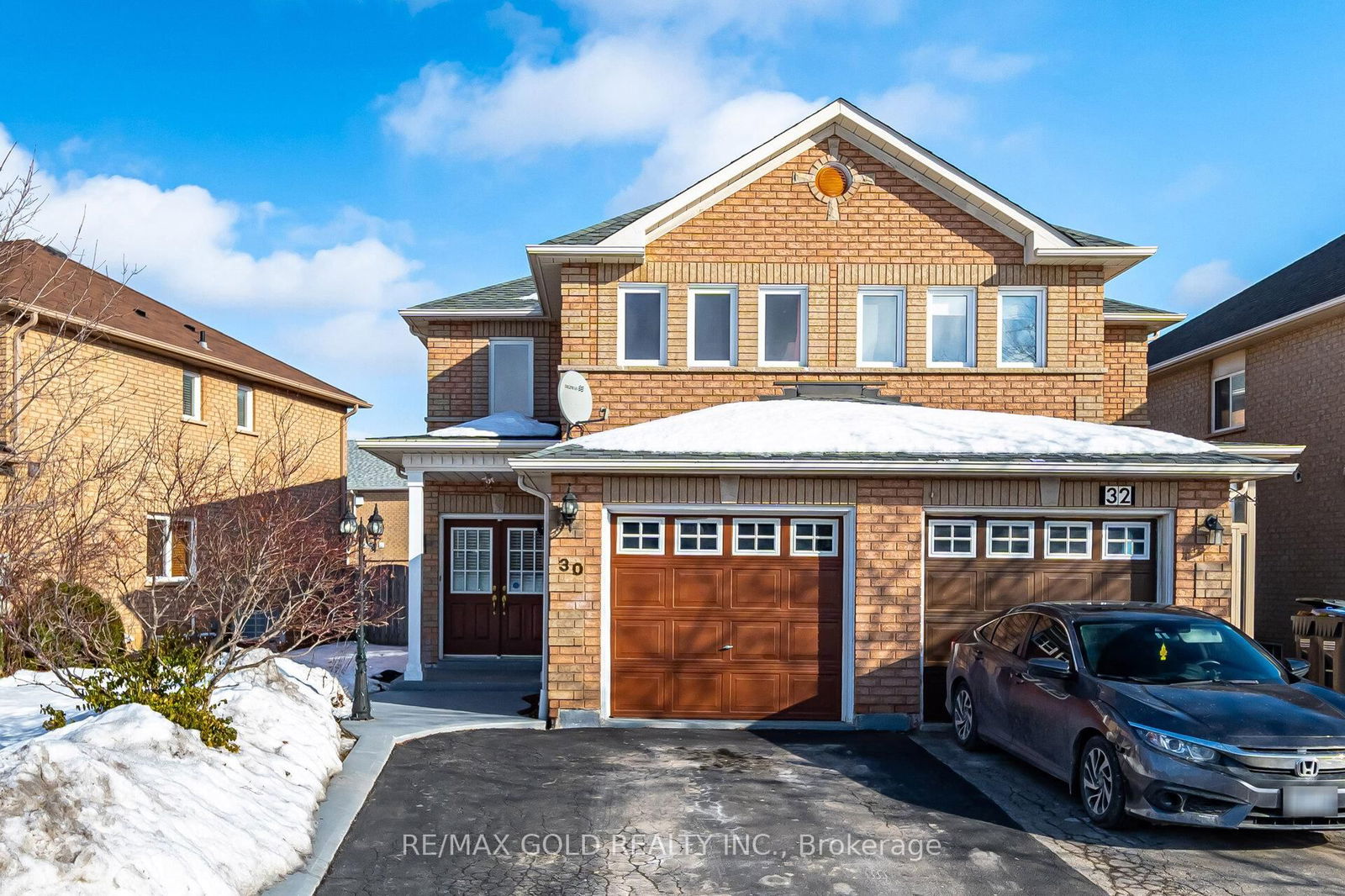 Semi-Detached House for sale at 30 Silo Court, Brampton, Fletcher's Creek Village, L6X 4S4 - MLS: W11995842