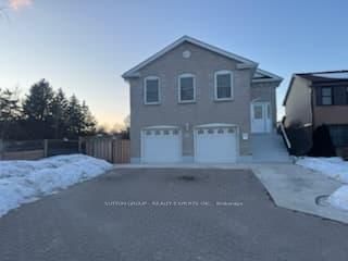 Detached House for sale at 10 Lupin Court, Brampton, Westgate, L6S 3V6 - MLS: W11995916